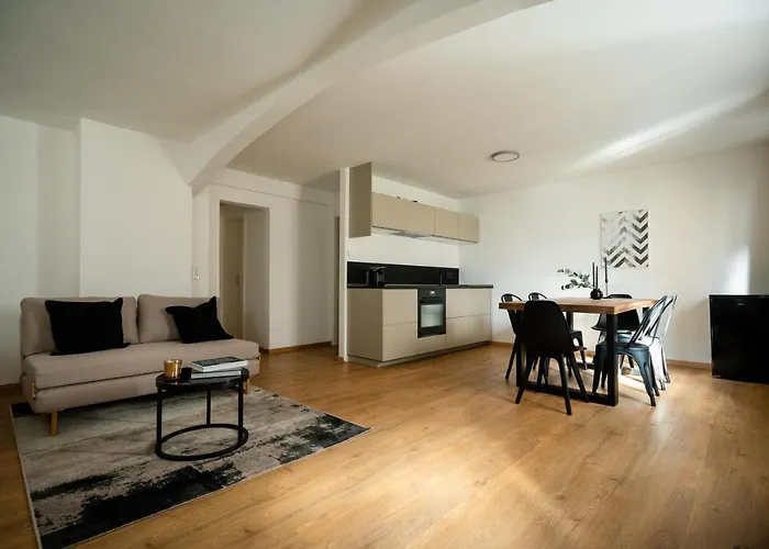 Oldtown Studio Apartment With 2 Bathrooms